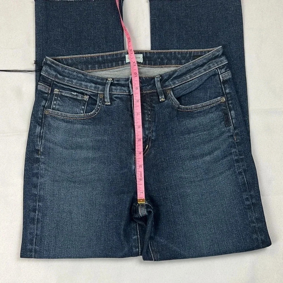 NWT SilverJean Co High Rise Fleet Kick Crop Jean Size 28 - Picture 10 of 11